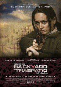 Poster for El traspatio (2009).