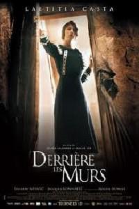 Poster for Derrière les murs (2011).