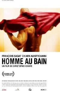 Poster for Homme au bain (2010).
