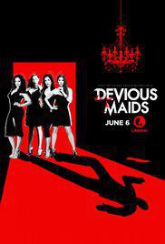 Plakát k filmu Devious Maids (2013).
