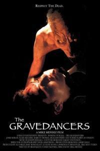 Омот за The Gravedancers (2006).