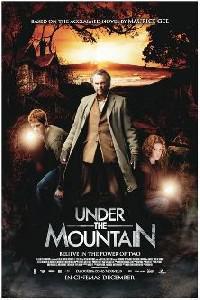 Омот за Under the Mountain (2009).