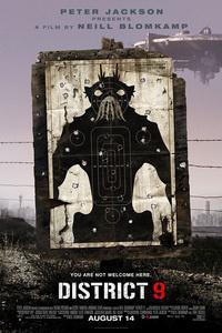 Poster for District 9 (2009).