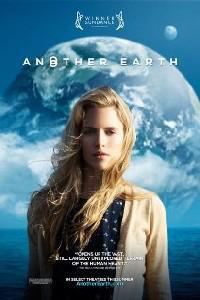 Plakát k filmu Another Earth (2011).