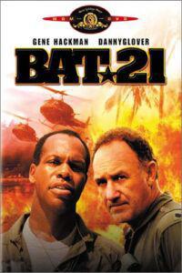 Plakat filma Bat*21 (1988).