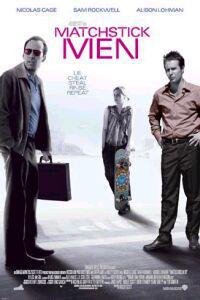 Plakát k filmu Matchstick Men (2003).