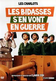 Poster for Les bidasses s'en vont en guerre (1974).