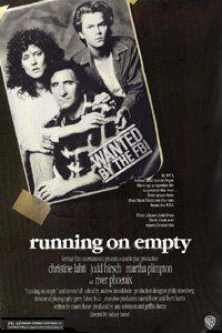 Plakát k filmu Running on Empty (1988).