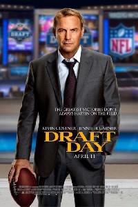 Plakát k filmu Draft Day (2014).