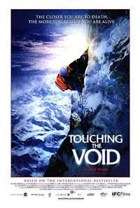 Plakát k filmu Touching the Void (2003).